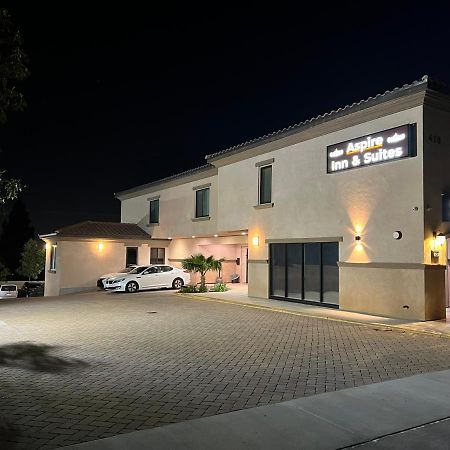 Aspire Inn & Suites Orange Esterno foto