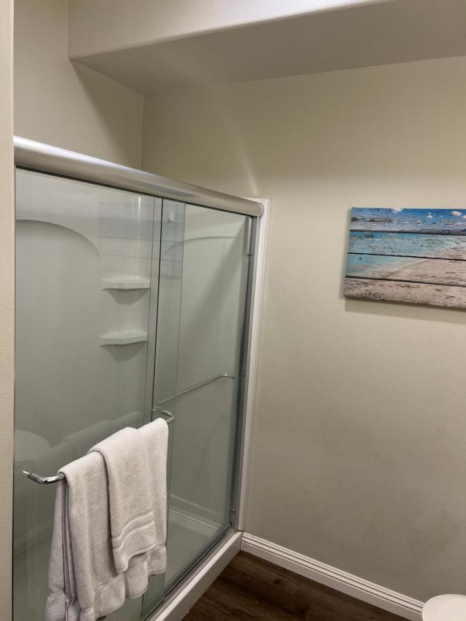 Aspire Inn & Suites Orange Esterno foto