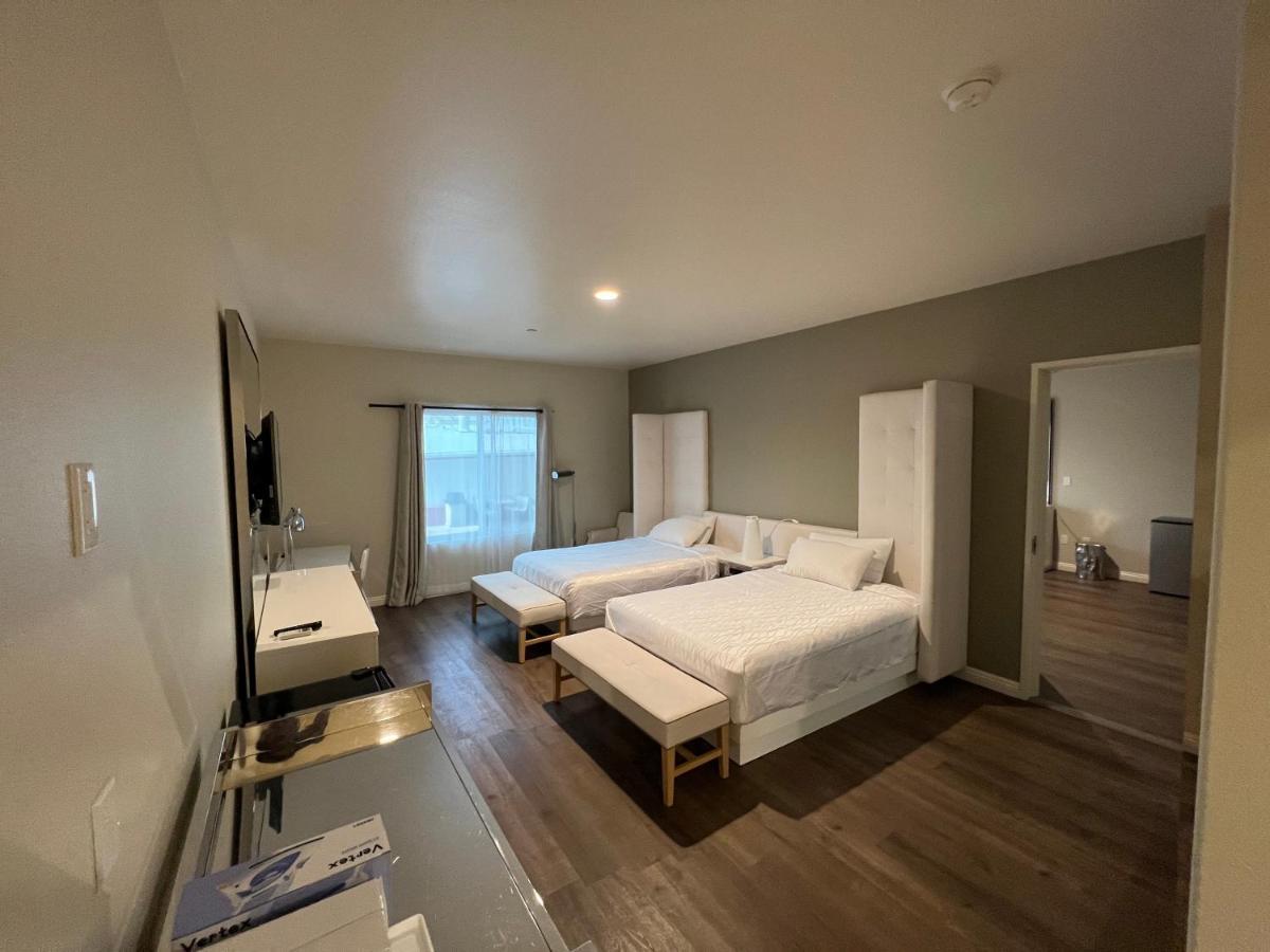 Aspire Inn & Suites Orange Esterno foto